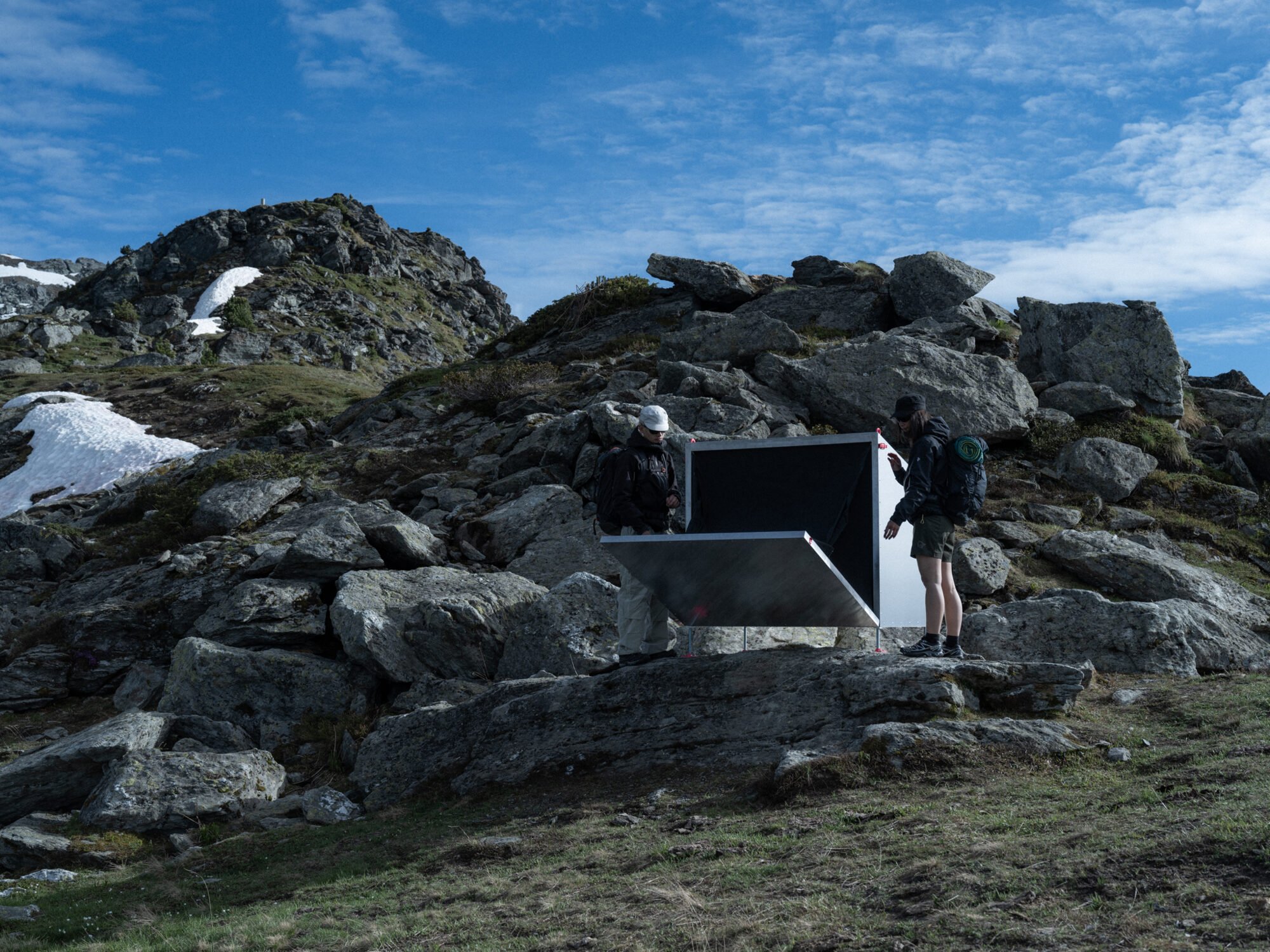 Latzoum_ECAL_jonasmeynet4_compressed.jpeg