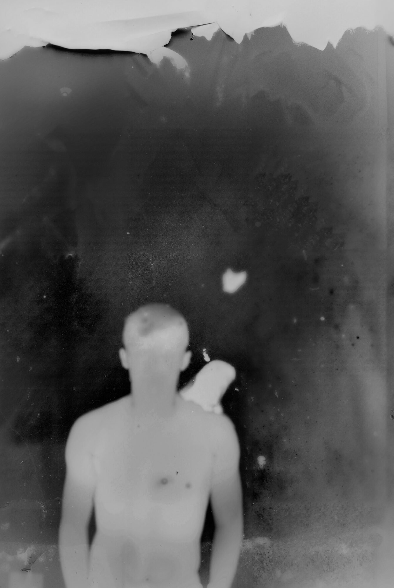 ToDreamANight,Gently,ThroughAGlass,Darkly_ECAL_ThomasMartin_2_compressed.jpeg